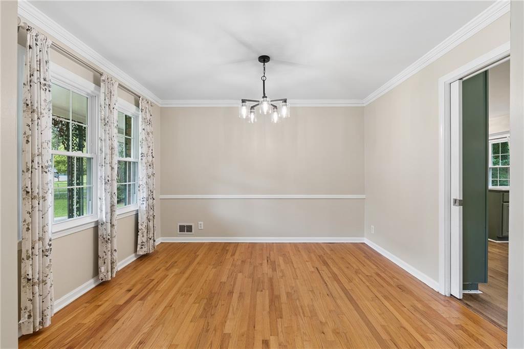 536 Rimrock Trail Stone Mountain, GA 30083 - Photo 14 of 45