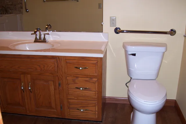 $425,000 | 304 North Chaucer Boulevard, Monticello, IL 61856