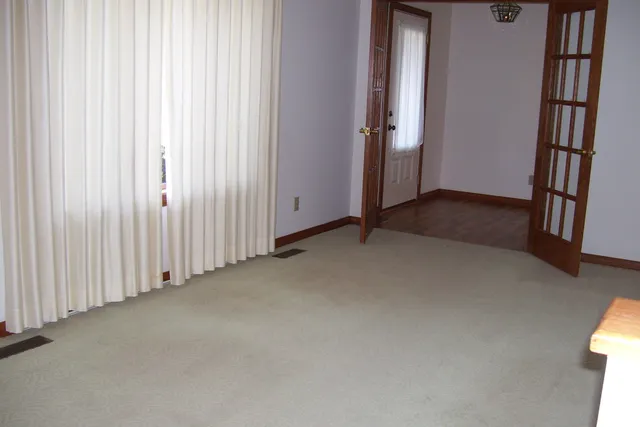 $425,000 | 304 North Chaucer Boulevard, Monticello, IL 61856