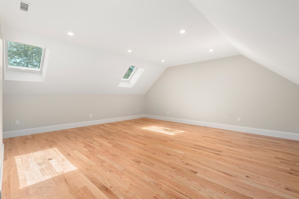 20 Dean Road Wayland, MA 01778 - Photo 16 of 31 Gallery Image 16