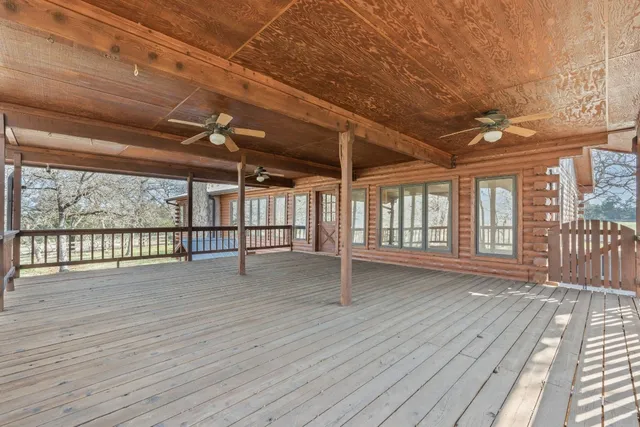 $950,000 | 180 Bradley Lane, Rosanky, TX 78953