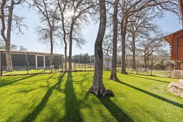 $950,000 | 180 Bradley Lane, Rosanky, TX 78953
