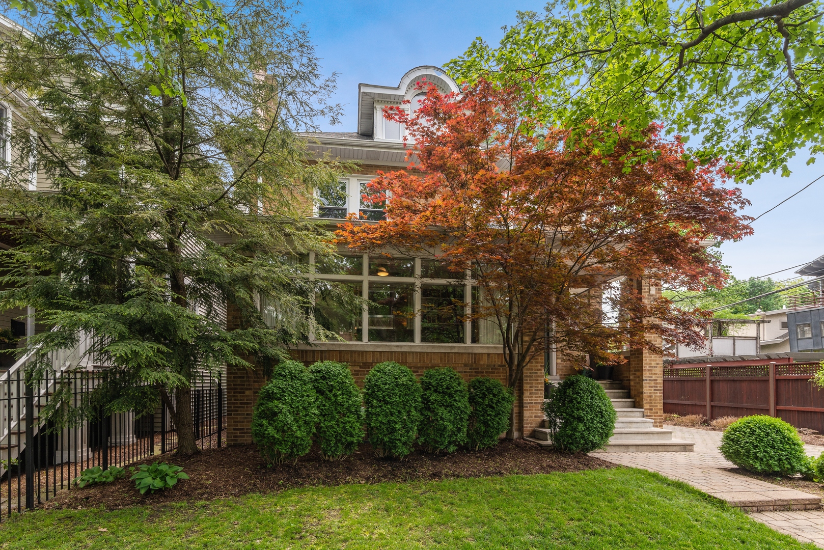 1465 West Cullom Avenue Chicago, IL 60613 - Photo 3 of 54 front view of a house with a yard