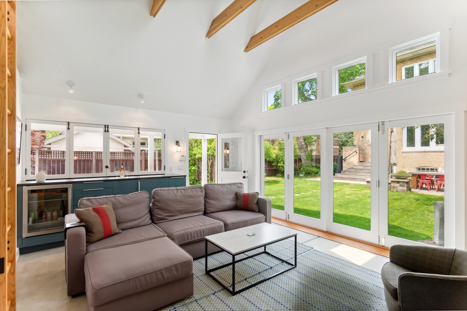 1465 West Cullom Avenue Chicago, IL 60613 - Photo 44 of 54 a living room with furniture and a large window