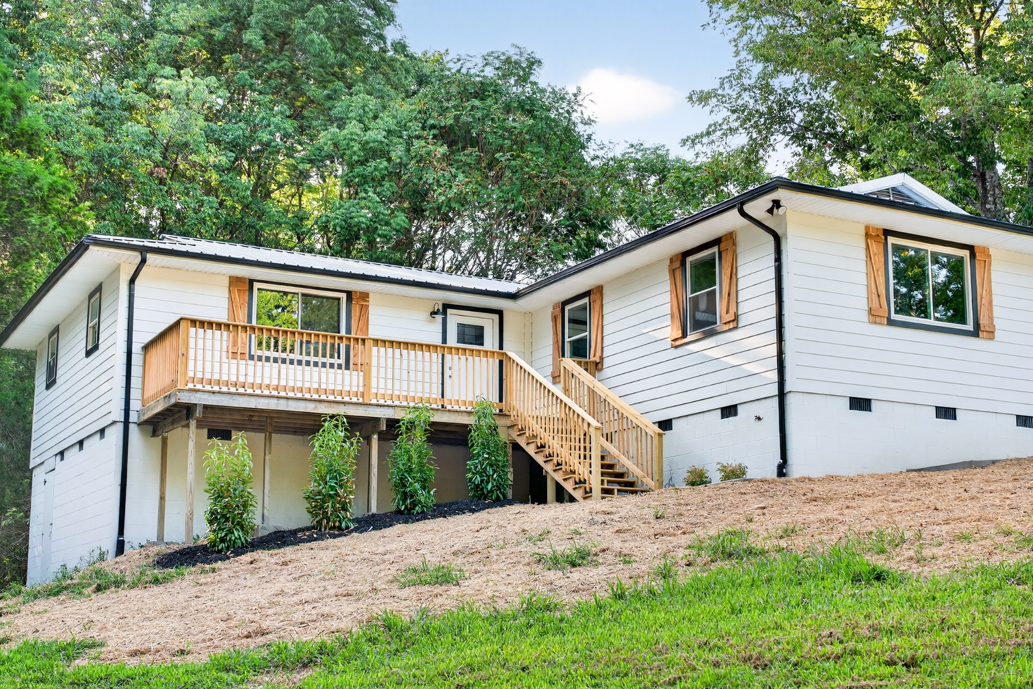 1222 Smith Thompson Road Bethpage, TN 37022 - Photo 54 of 98 a view of a house with a yard and large tree