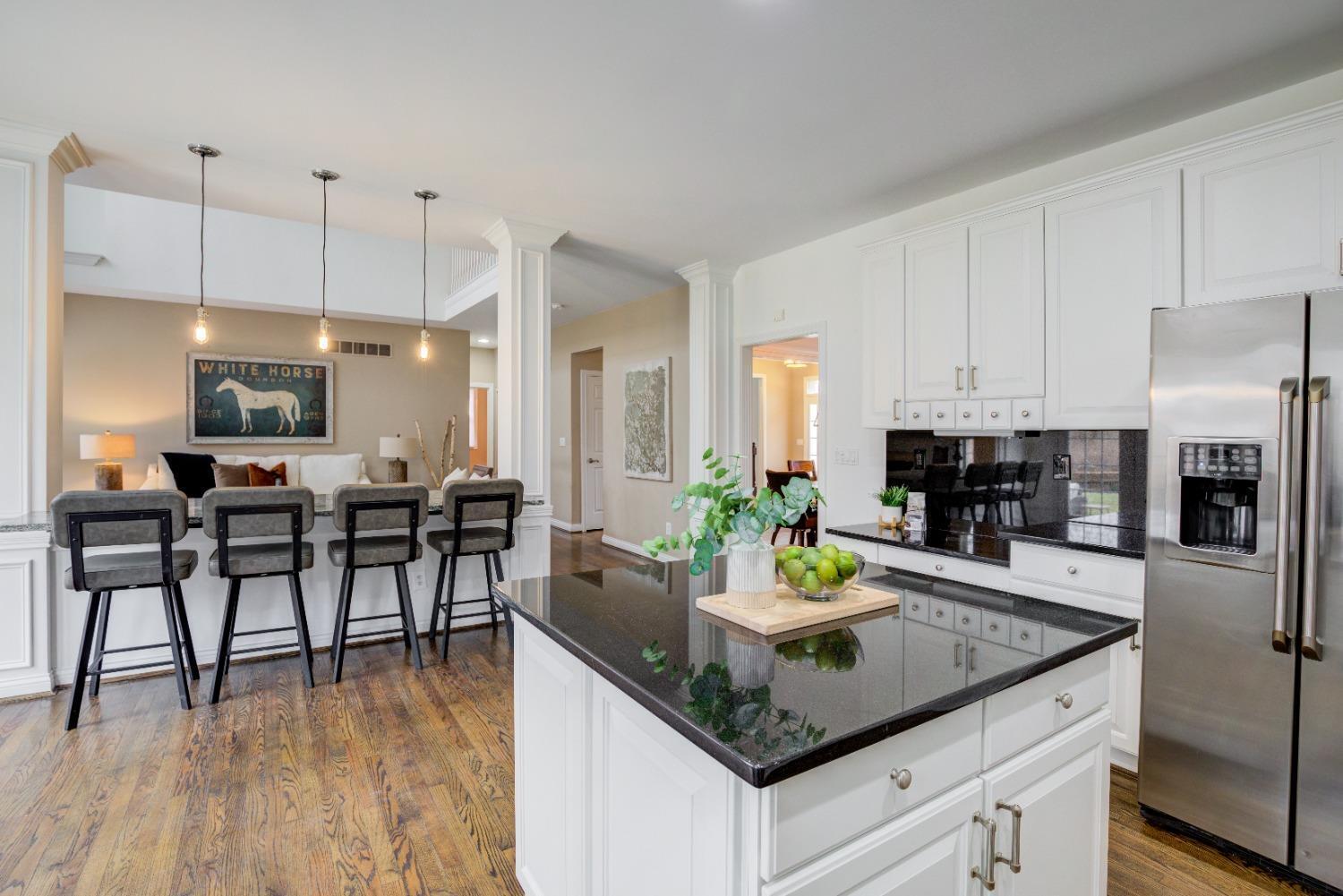 5039 Midfield Road Cincinnati, OH 45244 - Photo 8 of 37 Gallery Image 8