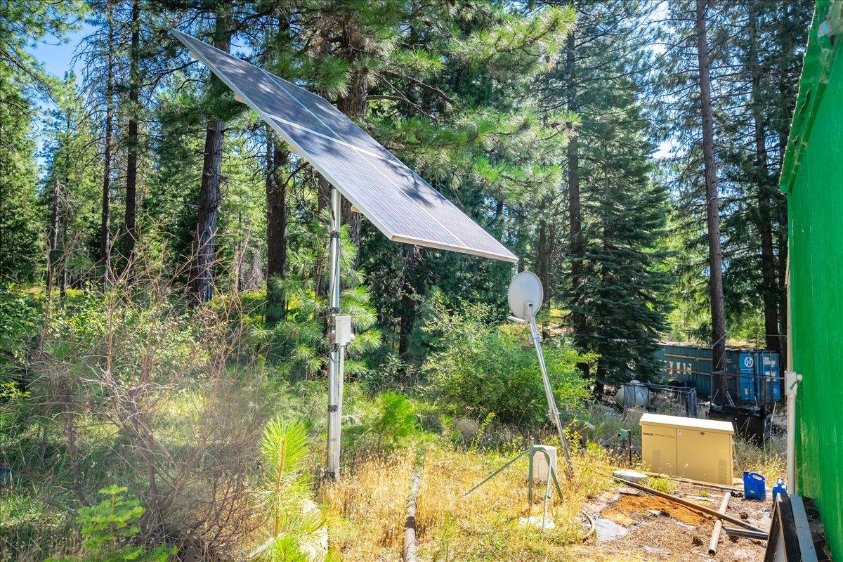 30100 Foresthill Road Foresthill, CA 95631 - Photo 58 of 89 a view of backyard with plants and outdoor seating
