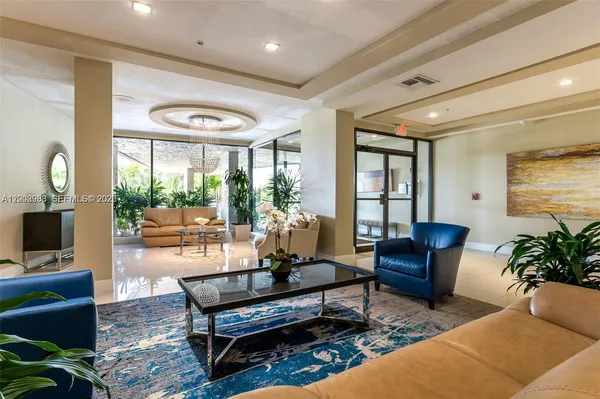 $10,000 | 3912 South Ocean Boulevard, Unit 306, Highland Beach, FL 33487