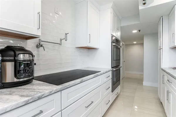 $10,000 | 3912 South Ocean Boulevard, Unit 306, Highland Beach, FL 33487