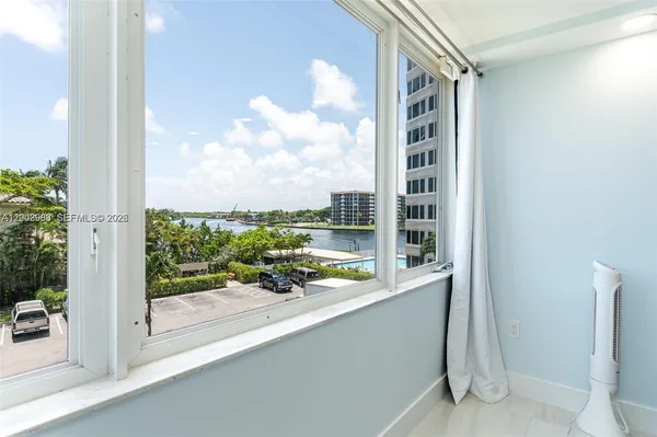 $10,000 | 3912 South Ocean Boulevard, Unit 306, Highland Beach, FL 33487