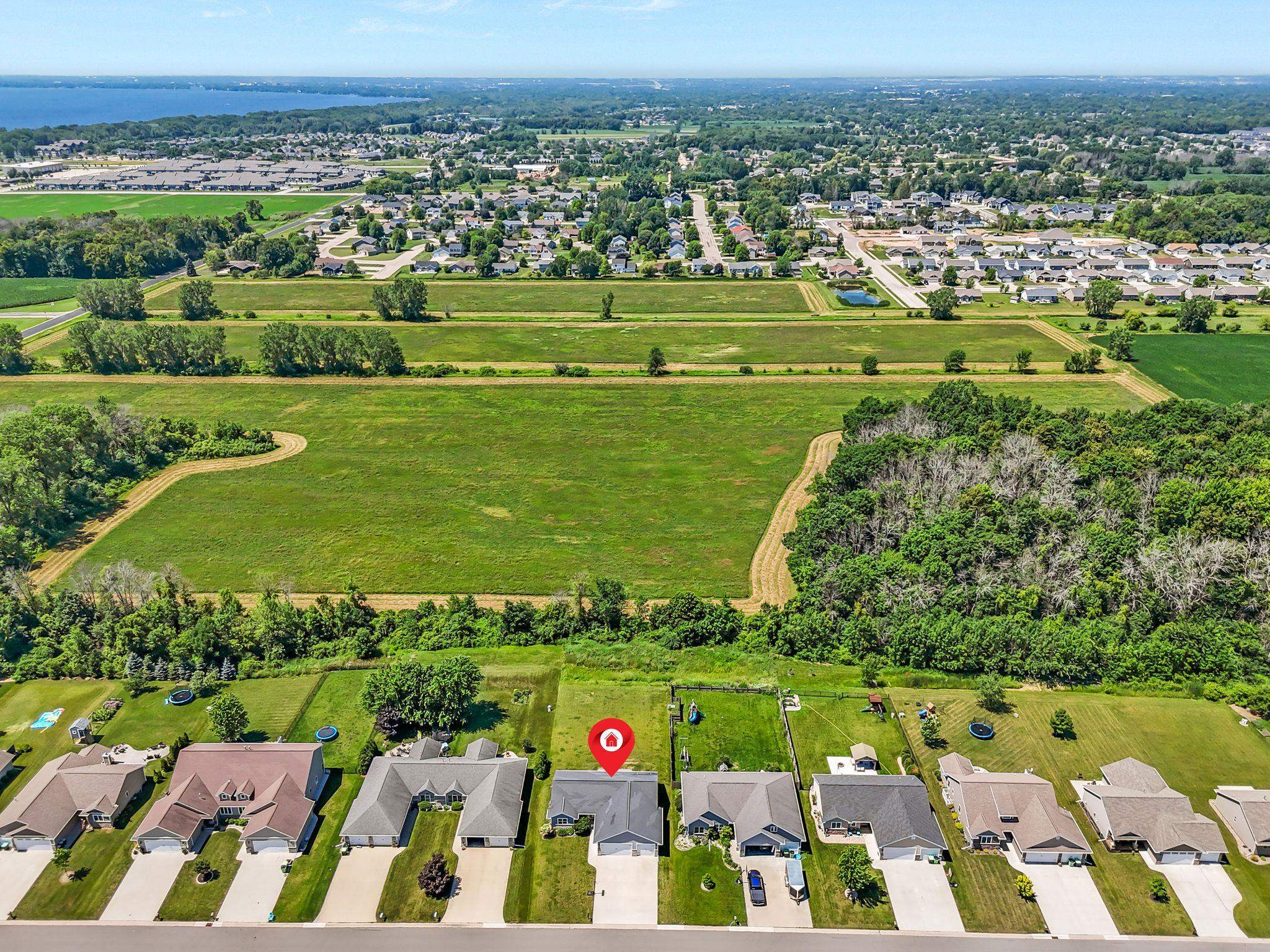 N8973 Spring Valley Road Menasha, WI 54952 - Photo 35 of 37