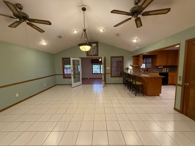 $775,000 | 92 Royster Drive, Crawfordville, FL 32327