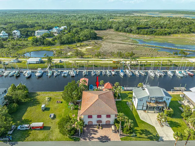 $775,000 | 92 Royster Drive, Crawfordville, FL 32327