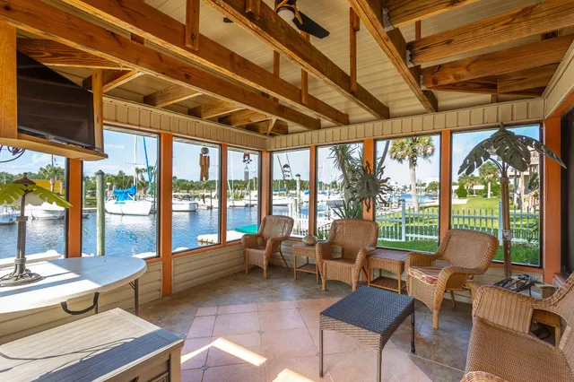 $775,000 | 92 Royster Drive, Crawfordville, FL 32327