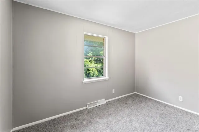 $295,000 | 14832 East Nickell Avenue, Independence, MO 64050