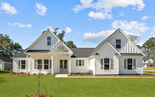 $850,000 | 359 Fish Road Estates Lane, Ridgeville, SC 29472