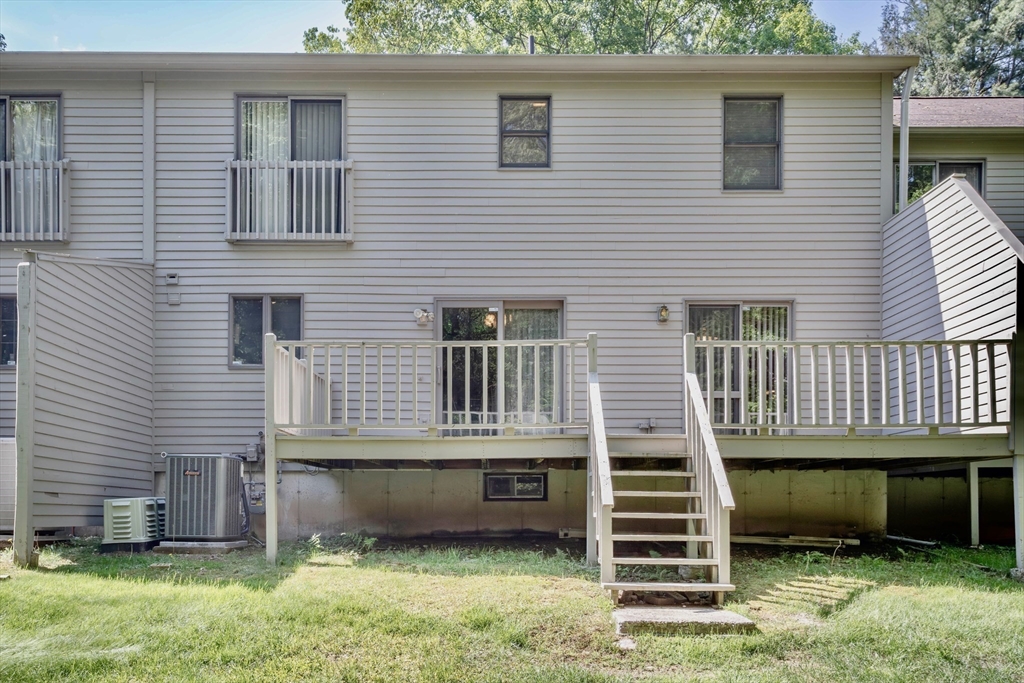 419 Southwick Road, Unit Q71 Westfield, MA 01085 - Photo 37 of 42