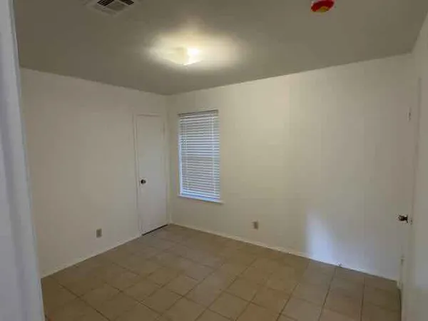 an empty room with a empty space