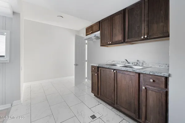$245,000 | 7530 Dogwood Lane, Olive Branch, MS 38654