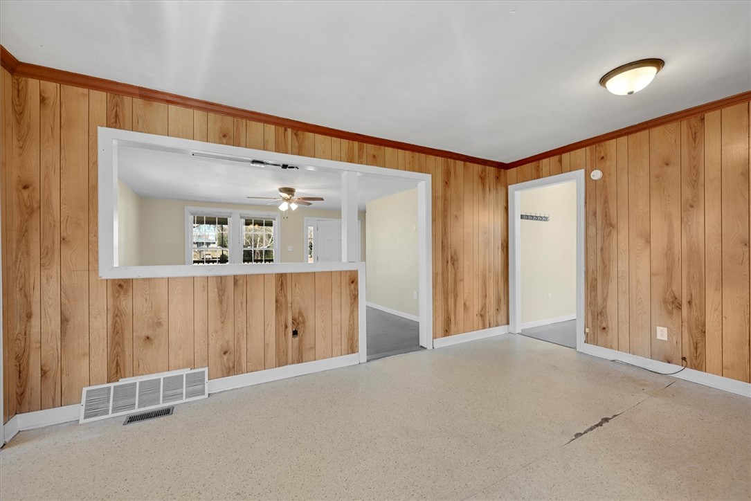 607 Looperville Road Piedmont, SC 29673 - Photo 13 of 28 Gallery Image 13