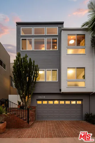 $2,995,000 | 6624 Vista Del Mar, Playa del Rey, CA 90293