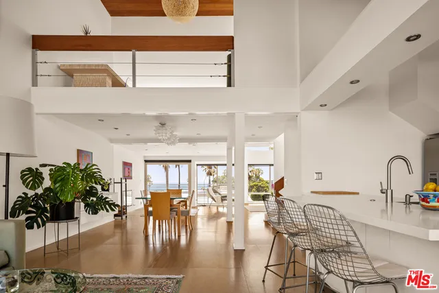 $2,995,000 | 6624 Vista Del Mar, Playa del Rey, CA 90293
