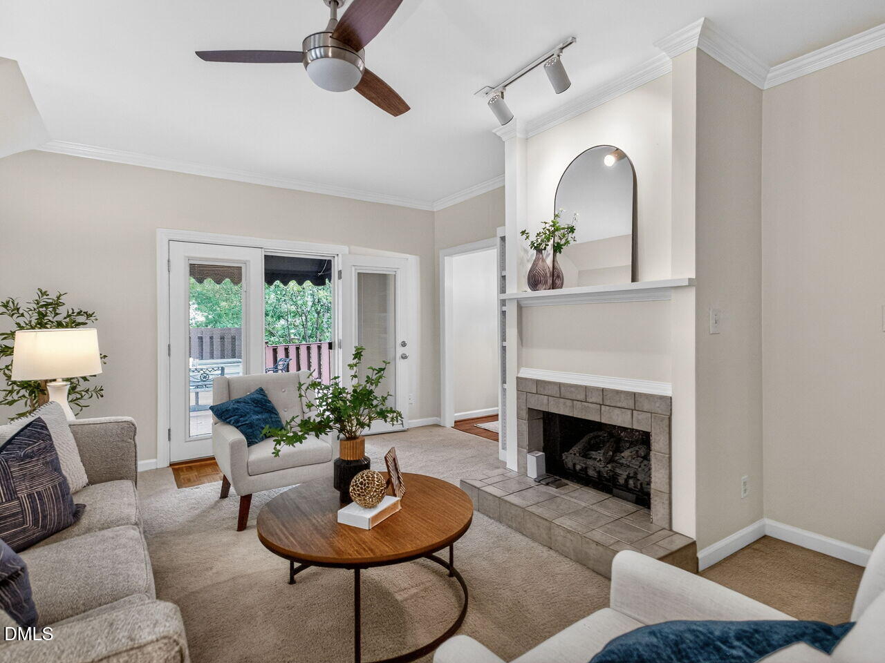 5953 Sentinel Drive Raleigh, NC 27609 - Photo 8 of 33 008-1280x960-living-room