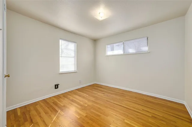 a view of empty room with window