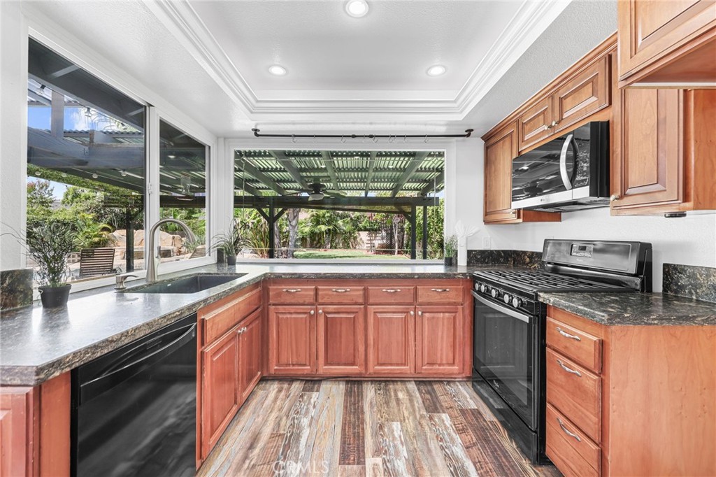 13091 Ranchwood Road Tustin, CA 92782 - Photo 7 of 22