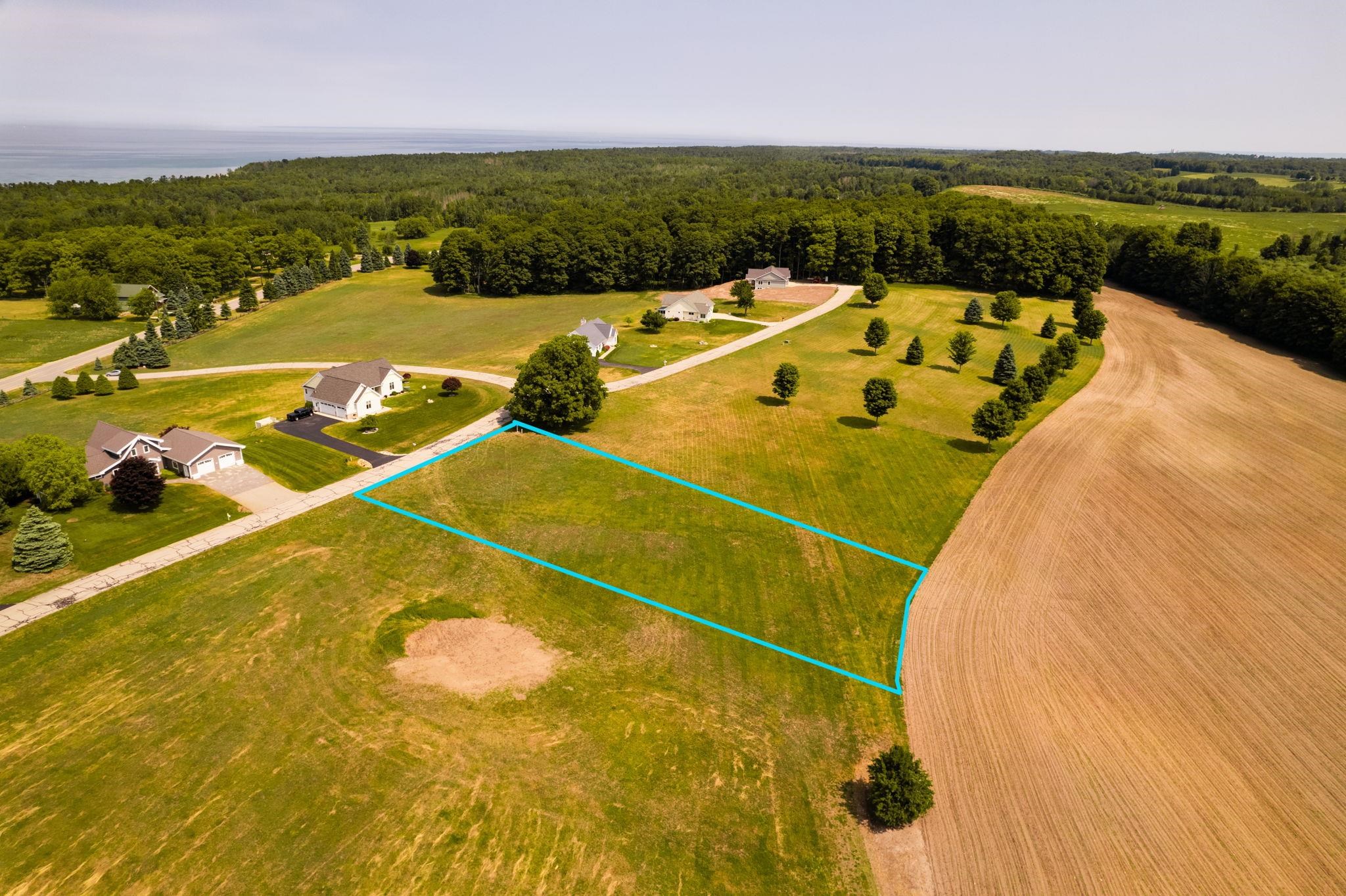 9 Sunset Rdg Drive Charlevoix, MI 49720 - Photo 8 of 18