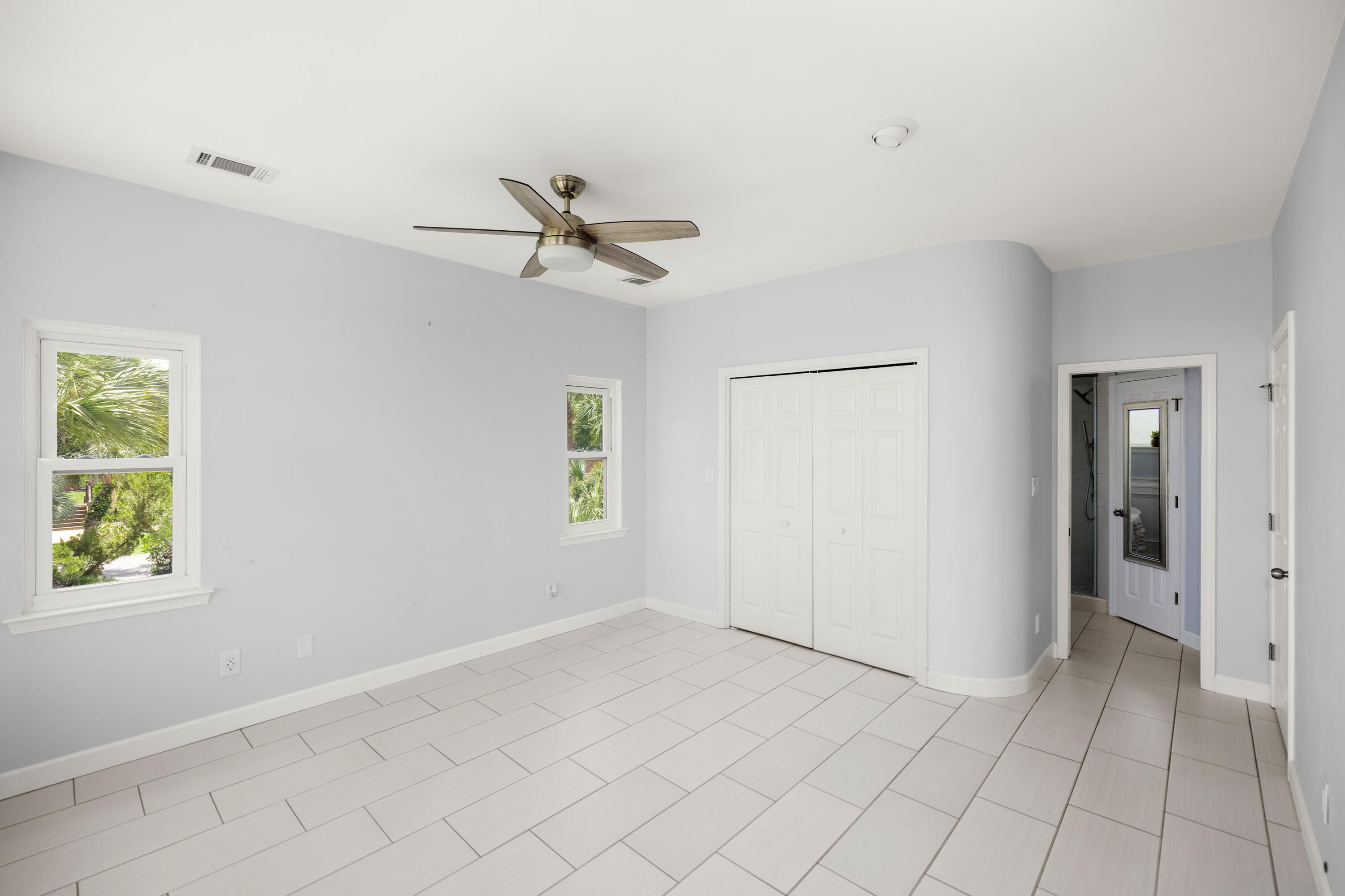 2005 Jessica Way Navarre, FL 32566 - Photo 34 of 98 2005JessicaWay-Navarre-FL-061