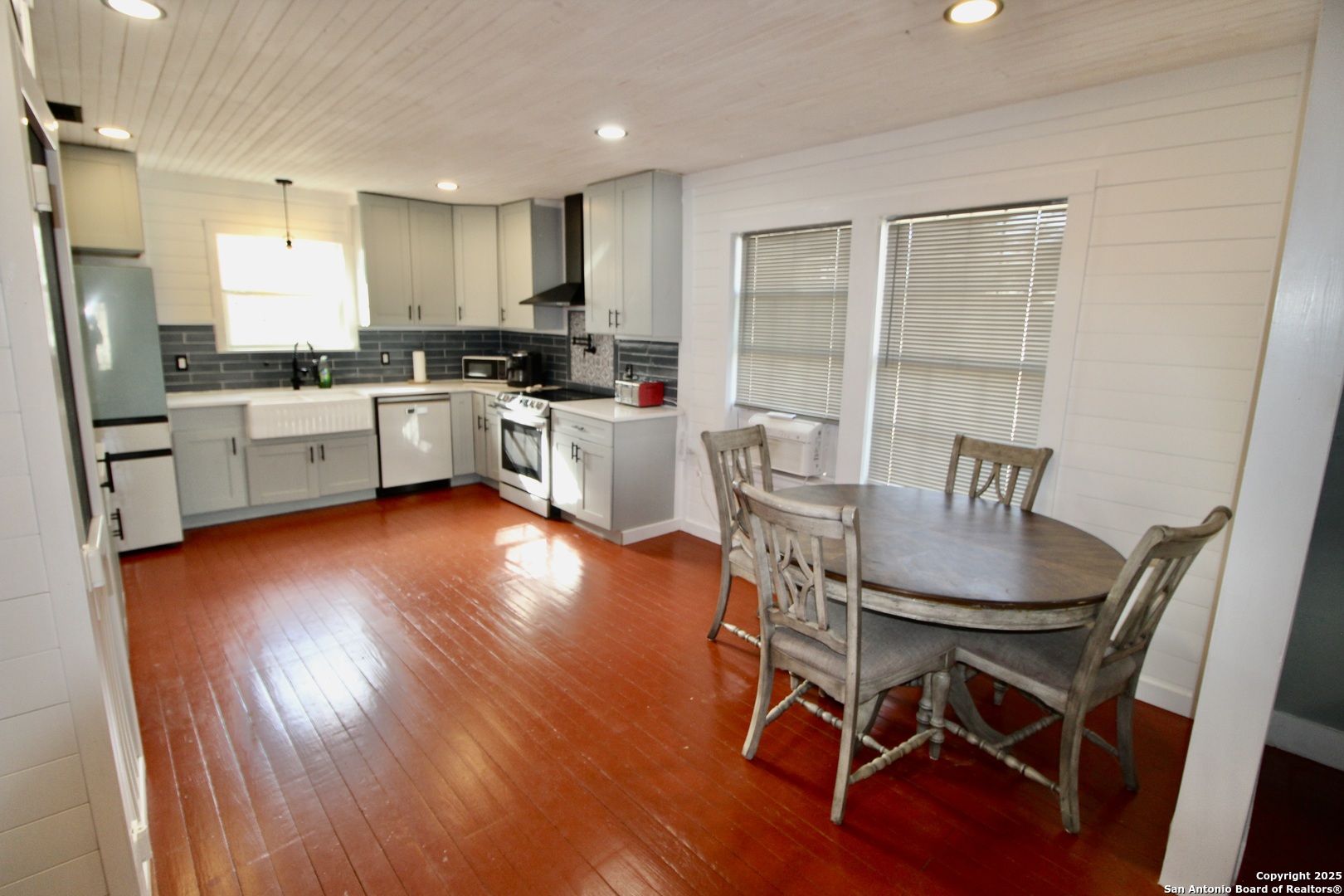 15132 Magnolia Street Lytle, TX 78052 - Photo 16 of 39