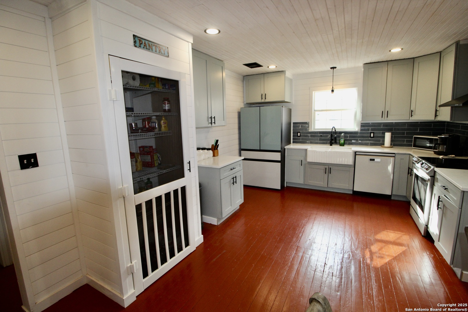 15132 Magnolia Street Lytle, TX 78052 - Photo 17 of 39