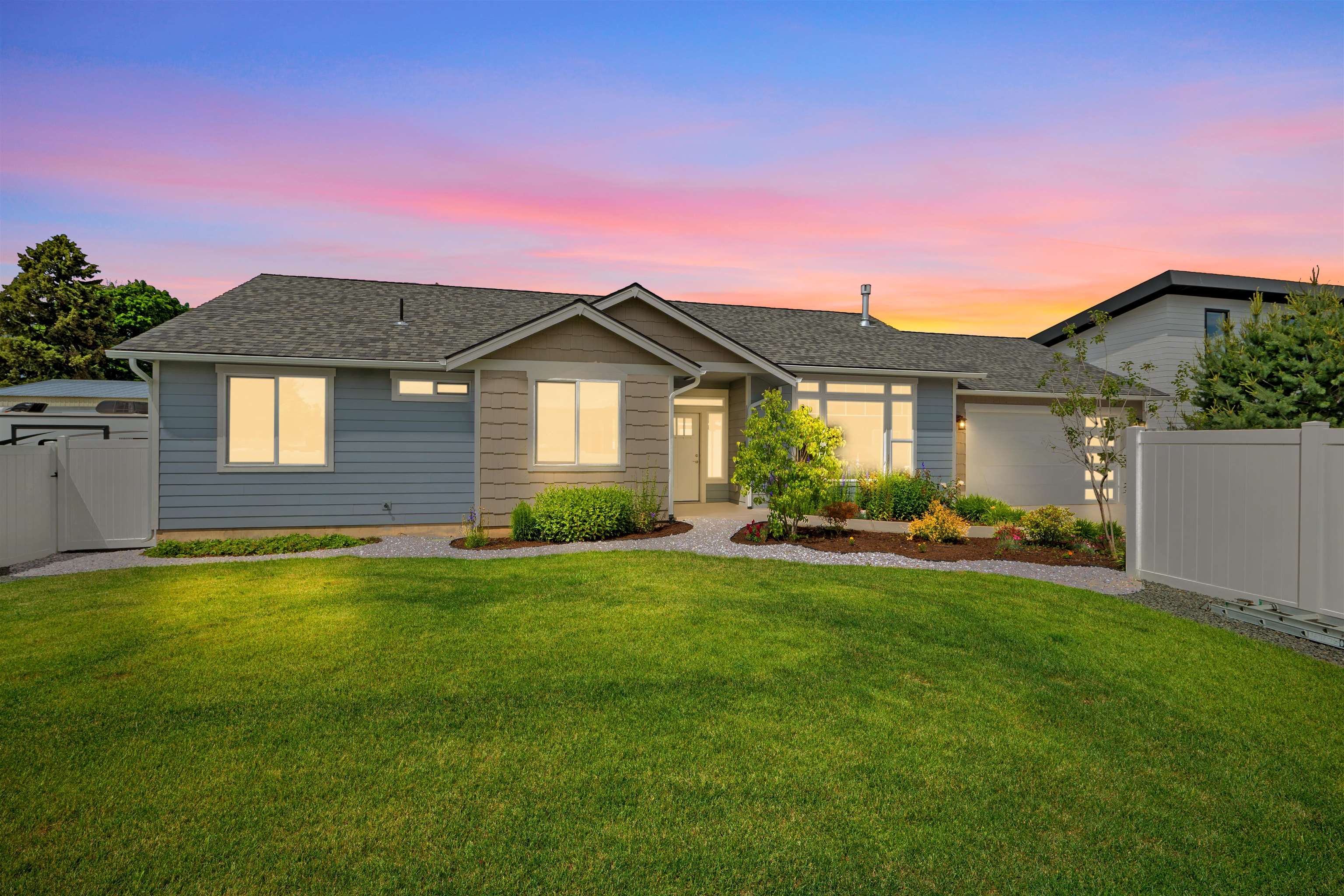 423 North Union Road Spokane Valley, WA 99206 - Photo 1 of 32 Gallery Image 1