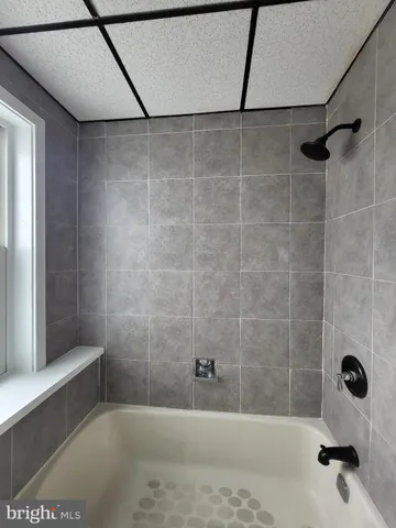 $1,575 | 728 Weiser Street, Reading, PA 19601