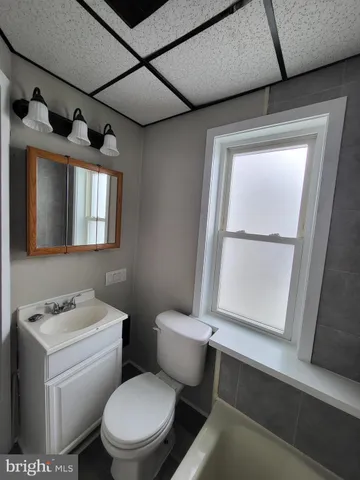 $1,575 | 728 Weiser Street, Reading, PA 19601