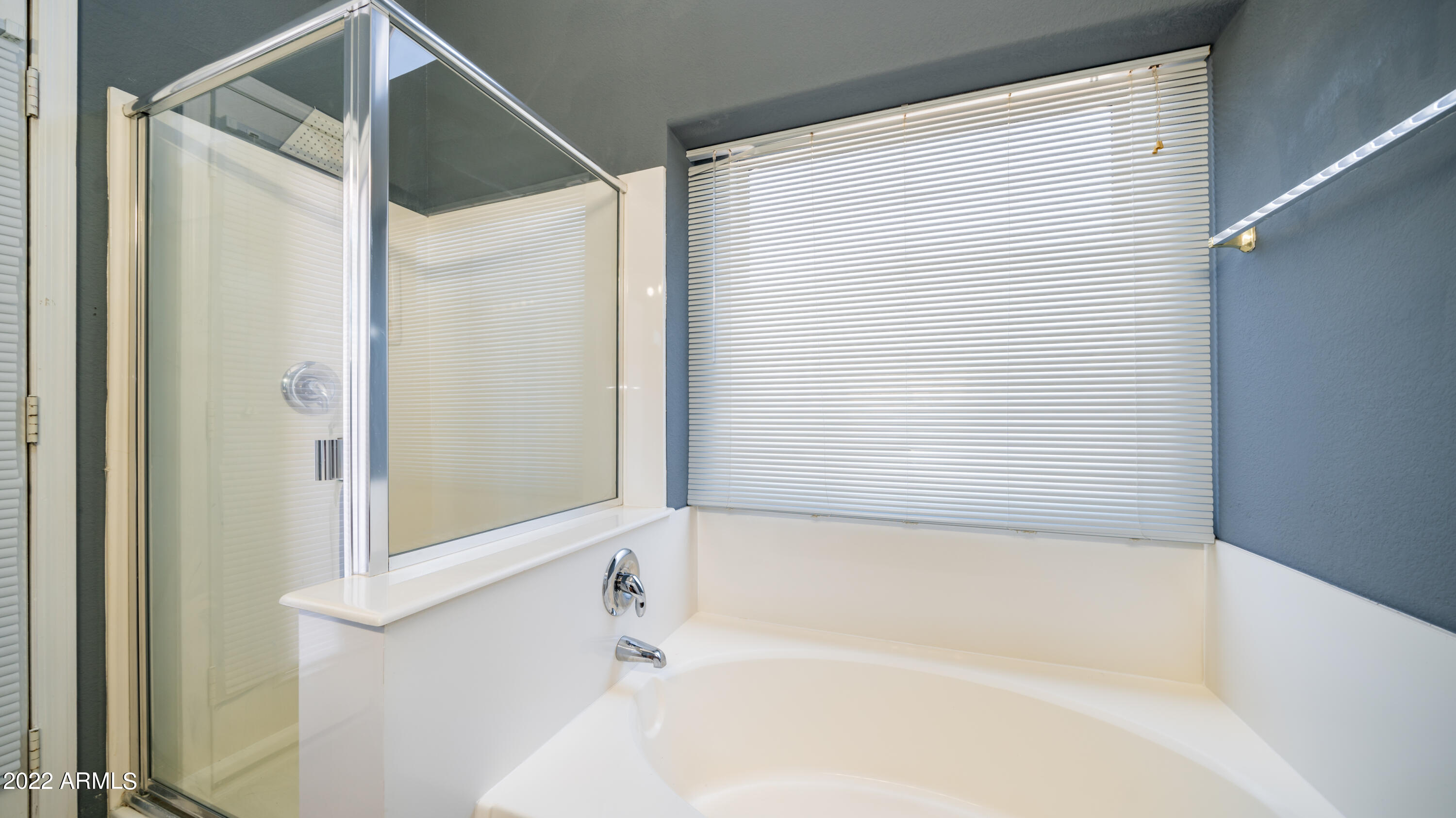 42430 Chambers Drive Maricopa, AZ 85138 - Photo 12 of 19 MBathroom