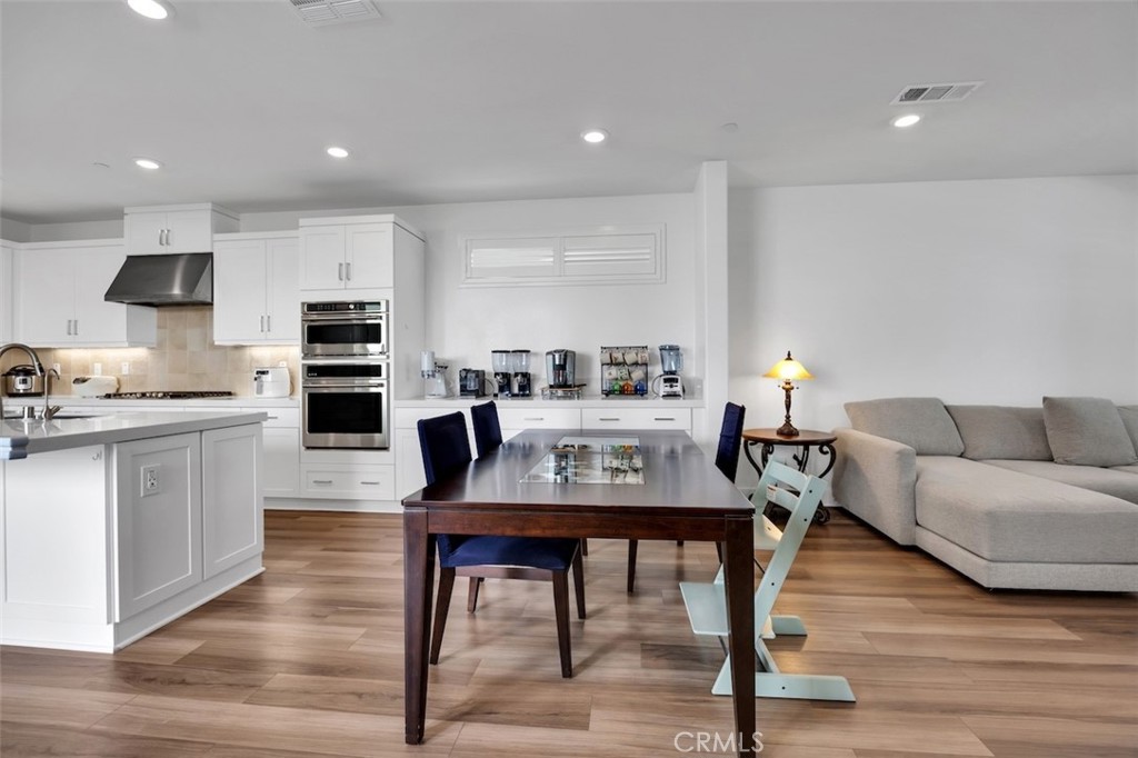 166 Sash Irvine, CA 92618 - Photo 14 of 37