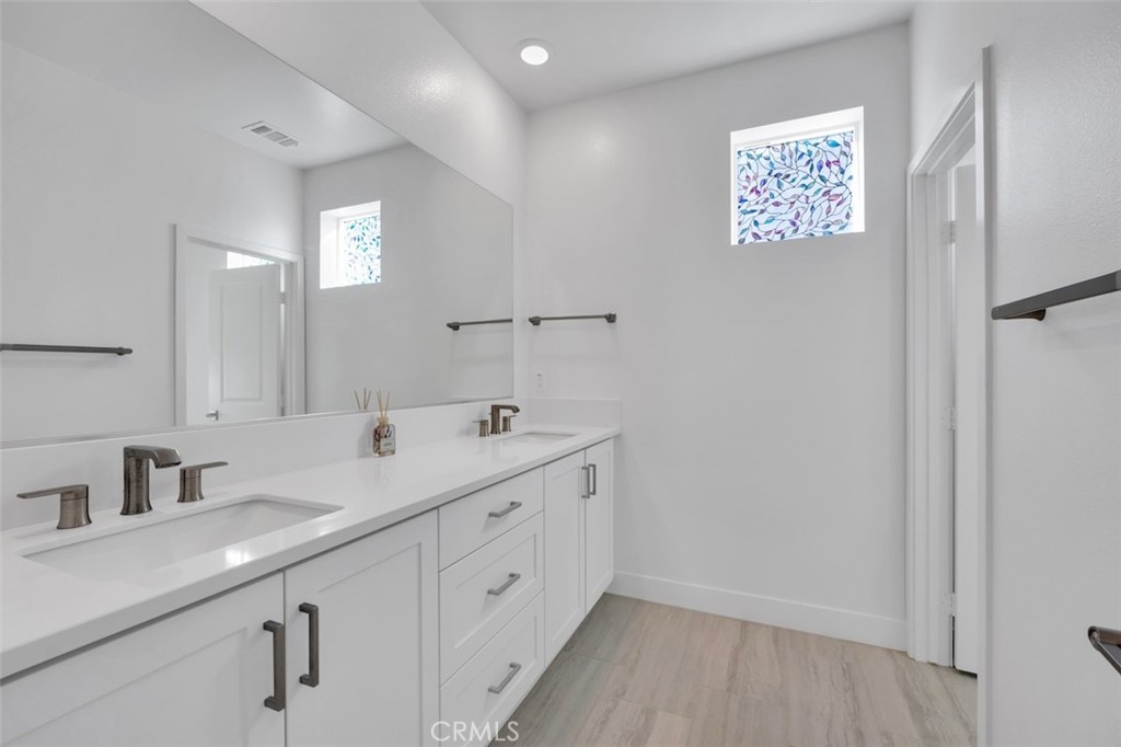 166 Sash Irvine, CA 92618 - Photo 24 of 37