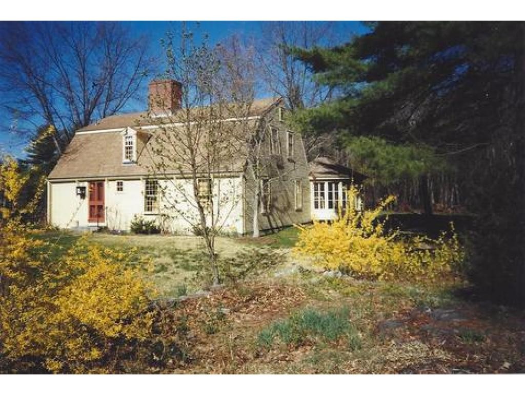 84 Newfields Road Exeter, NH 03833 - Photo 1 of 34