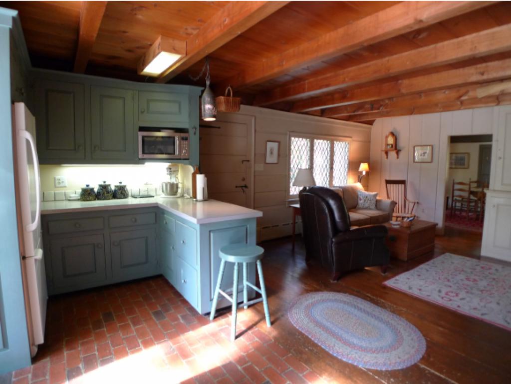 84 Newfields Road Exeter, NH 03833 - Photo 5 of 34