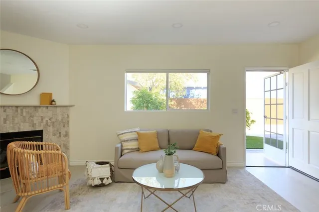 $1,750,000 | 1735-1737 Lima Street, Burbank, CA 91505