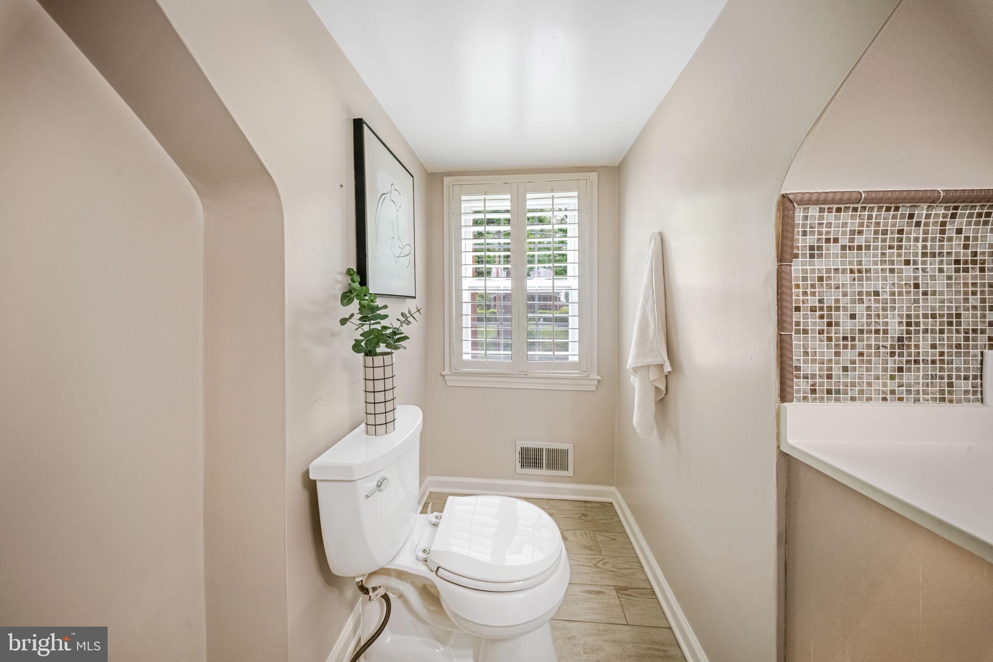 9920 Capitol View Avenue Silver Spring, MD 20910 - Photo 33 of 45