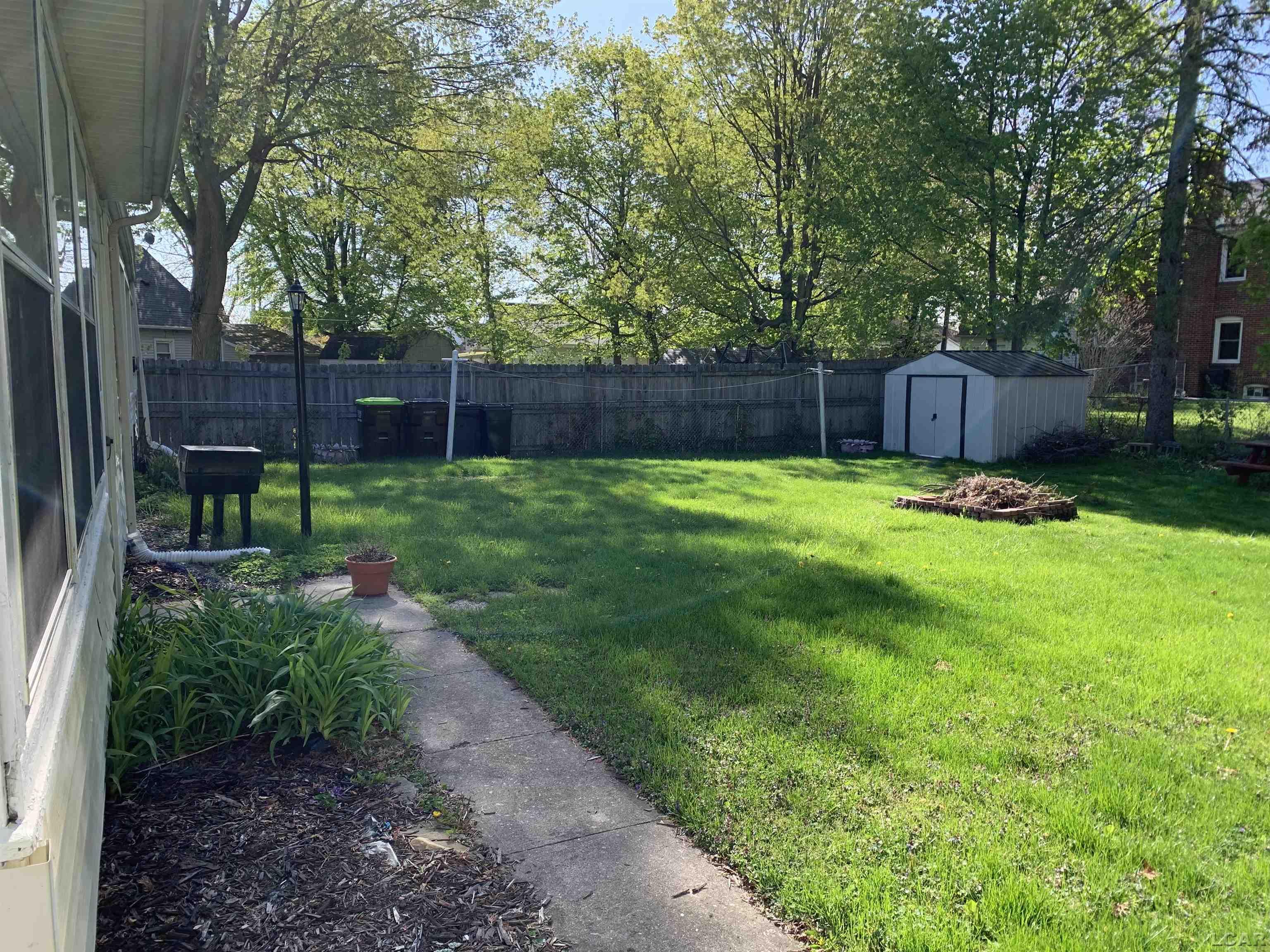 709 Loveland Road Adrian, MI 49221 - Photo 23 of 24