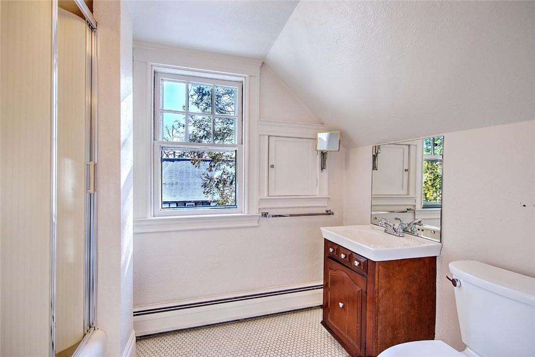 39 Harwich Road Providence, RI 02906 - Photo 44 of 50