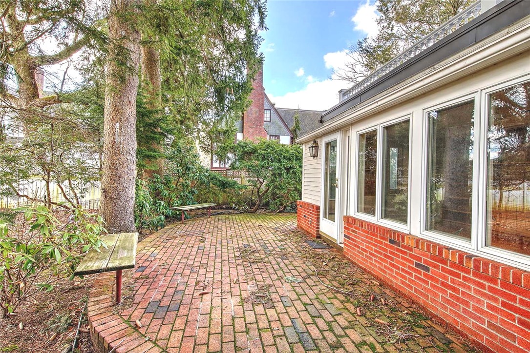 39 Harwich Road Providence, RI 02906 - Photo 48 of 50