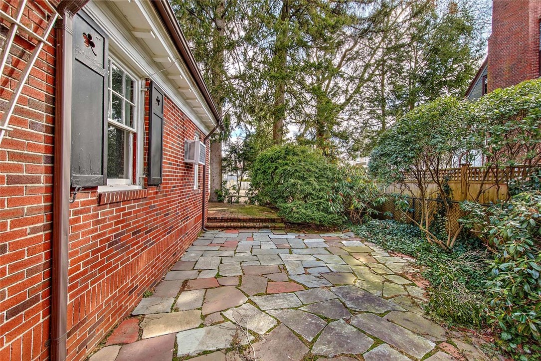 39 Harwich Road Providence, RI 02906 - Photo 49 of 50