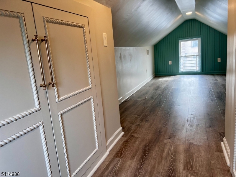 51 Delaware Street Elizabeth Port, NJ 07206 - Photo 16 of 19