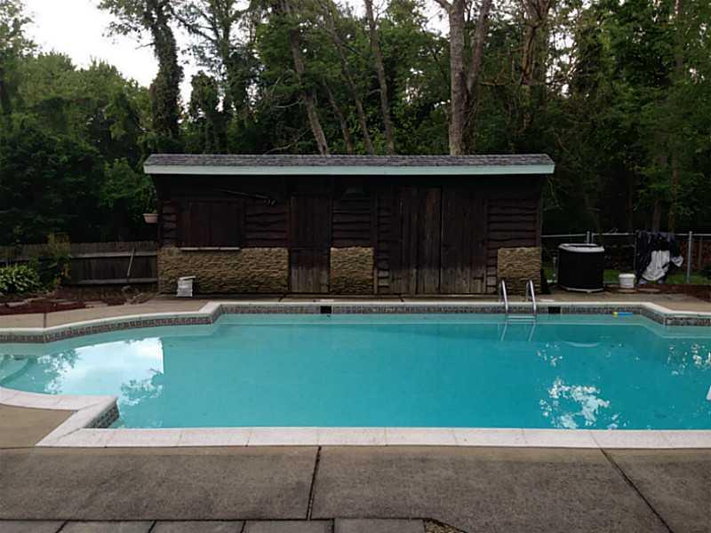 595 Hecla Road Mount Pleasant, PA 15666 - Photo 6 of 25 Swimming Pool/Hot Tub/Sauna.