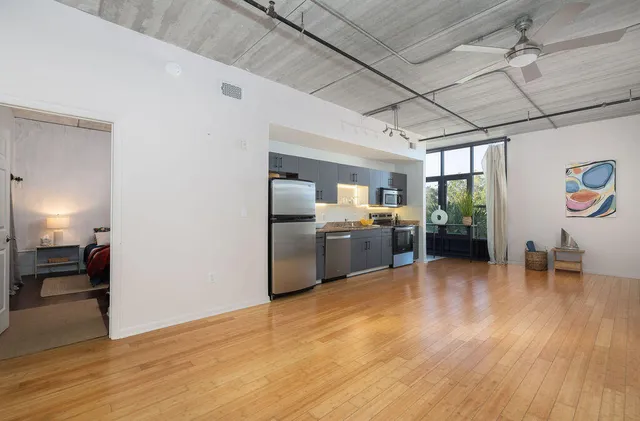 $345,000 | 1 Cool Blow Street, Unit 337, Charleston, SC 29403